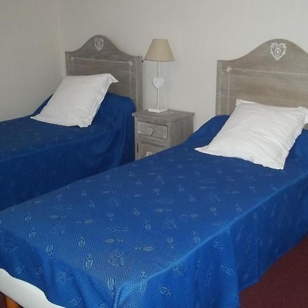 Bed and Breakfast Domaine Saint-Louis Carcasona Habitación foto